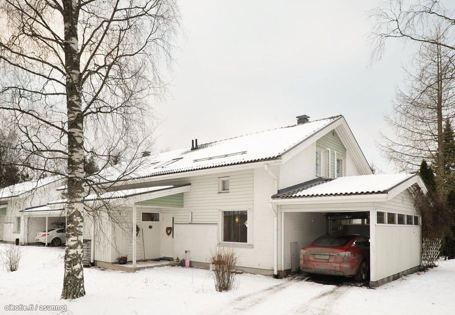 notkea's tweet photo. Ostakee meidän kämppä. https://t.co/eBTOFi55FQ https://t.co/wx9H2ctjHm