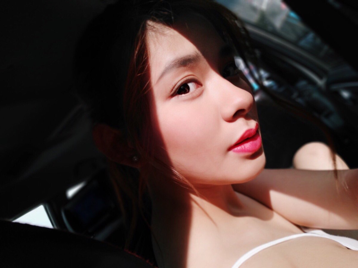 iamAndalioLoisa's tweet photo. kissed by the sun https://t.co/XTCKgYLiYU