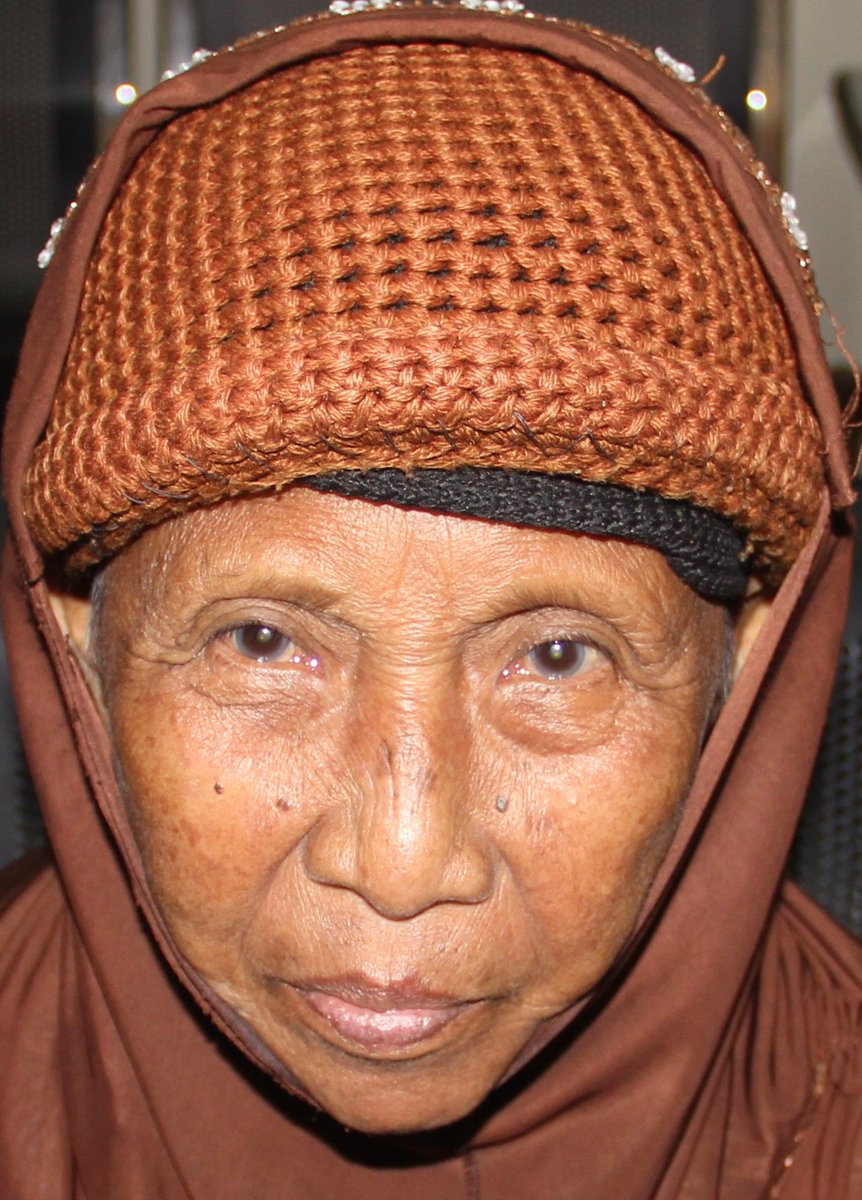 Ditemukan lansia demensia a/n Suprapti (74) dari Tegal. Anda Kenal? Hub <a href="/DinsosDKI1/">Dinsos DKI Jakarta</a> #InfoSONORA