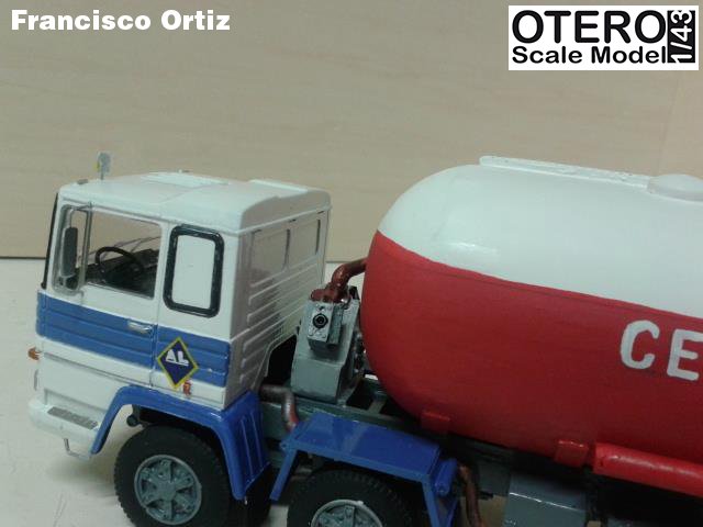 OteroScaleModel's tweet photo. #Camión #Pegaso realizado por Paco Ortiz #escala43 a partir de nuestro #KIT del 1080L versión de fábrica. No incluye cisterna. #modelismo https://t.co/S7JQi6Zdoa