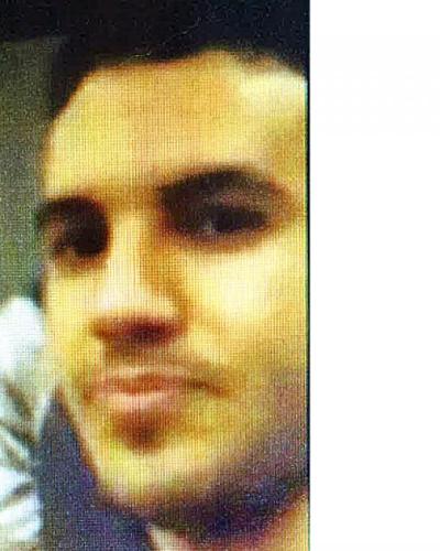 PZAntwerpen's tweet image. Wie herkent deze man? Hij wordt verdacht van de verkrachting en afpersing van 2 minderjarige meisjes in #Antwerpen politie.be/fed/nl/opspori…