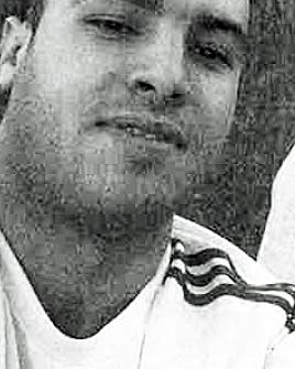 PZAntwerpen's tweet image. Wie herkent deze man? Hij wordt verdacht van de verkrachting en afpersing van 2 minderjarige meisjes in #Antwerpen politie.be/fed/nl/opspori…