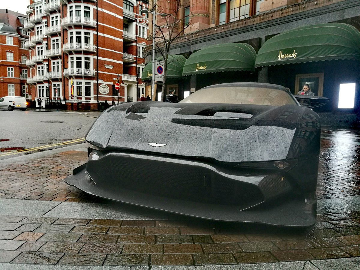 CoolCarsLondon's tweet photo. Aston Martin Vulcan on the streets of London #supercar #astonmartin #vulcan #liveupload #wow https://t.co/RSg3RyRDdg