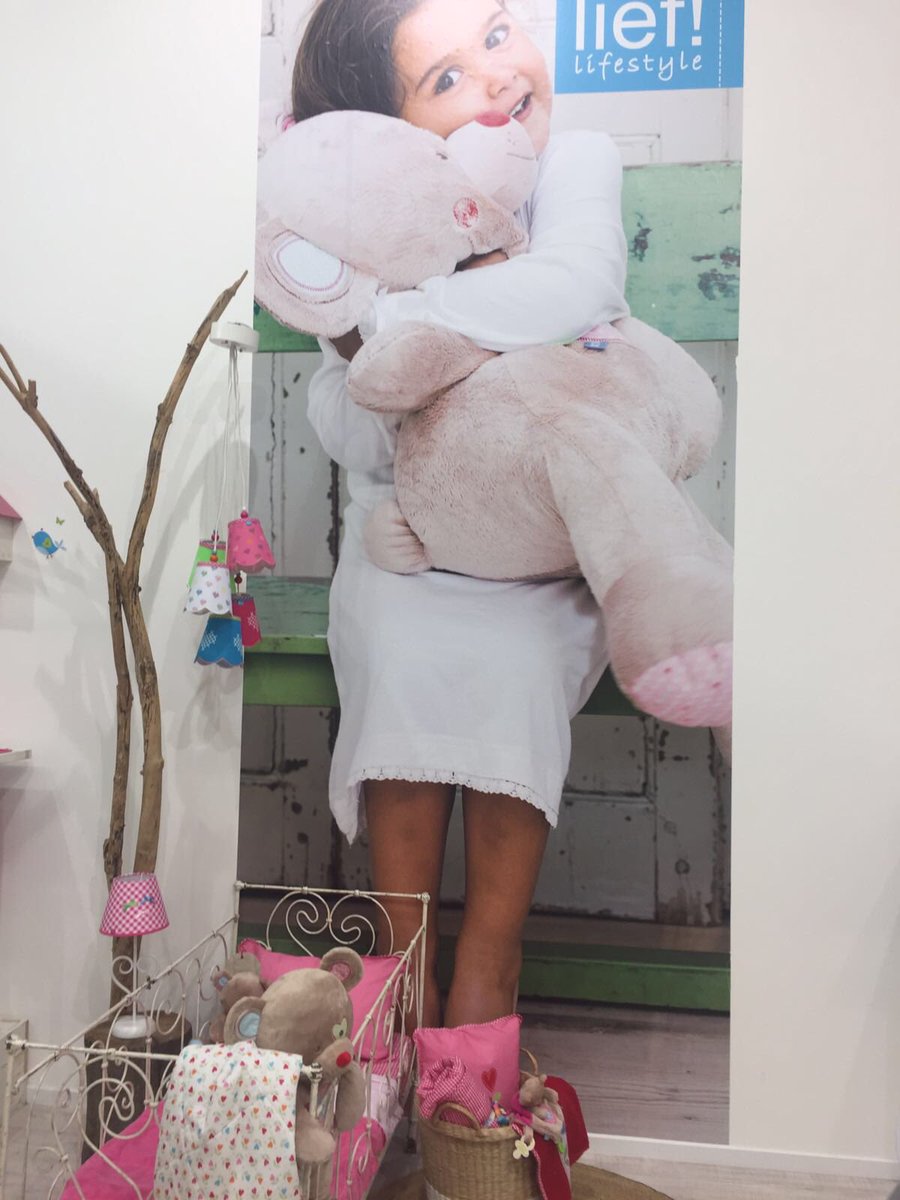 DongenMonique's tweet photo. First day @IntToyFair #lieflifestyle #nuremberg https://t.co/pphdHQkr2R
