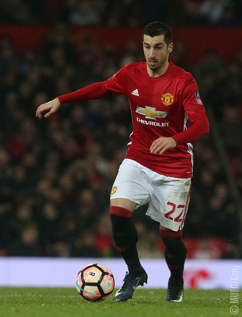 ManUtd's tweet photo. "Micki has to play. Simple."

Jose confirms @HenrikhMkh will start tonight against Hull City. #MUFC https://t.co/IiY3g8S1Nv https://t.co/SH1uHCZrKH