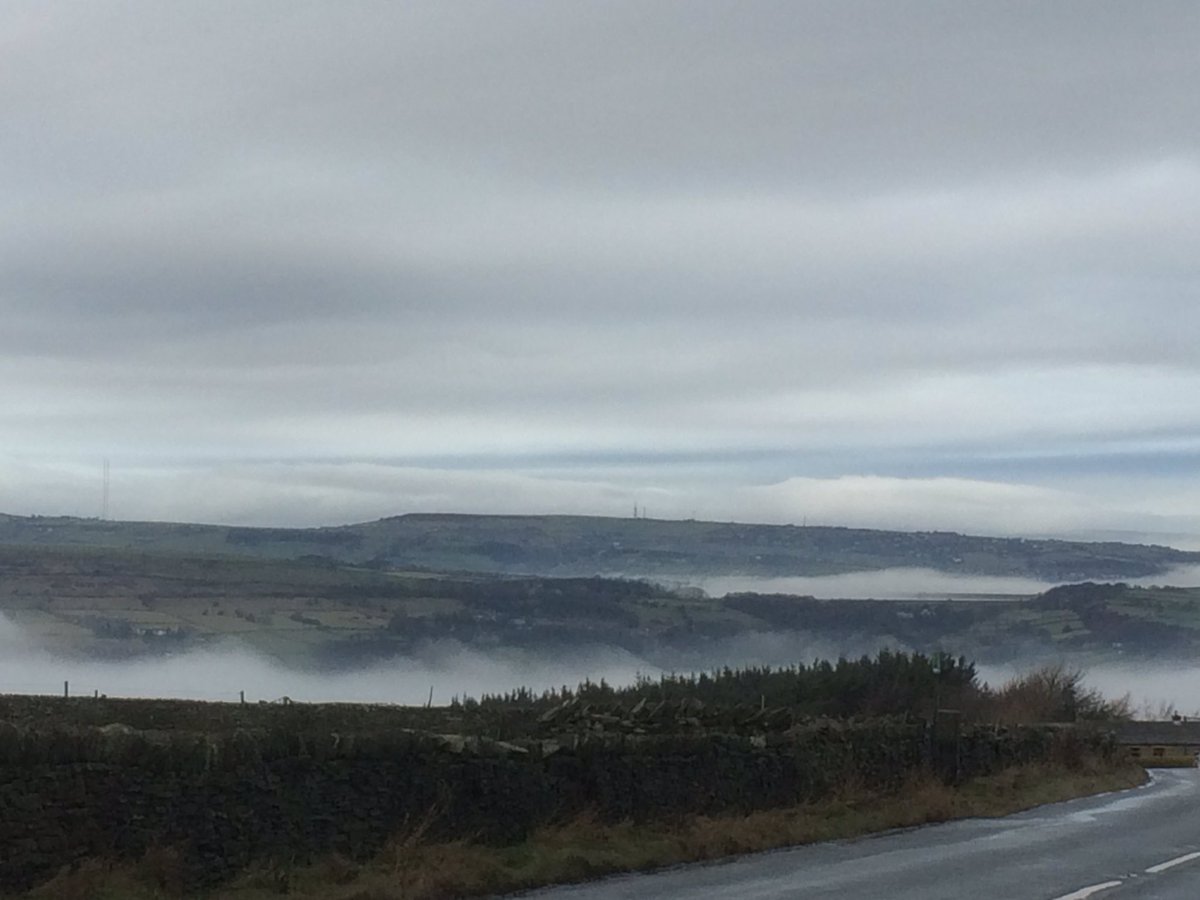 framinglandsc's tweet photo. @JonMitchellITV fantastic views towards Meltham this morning. #undercloud https://t.co/60MY2cyC9n