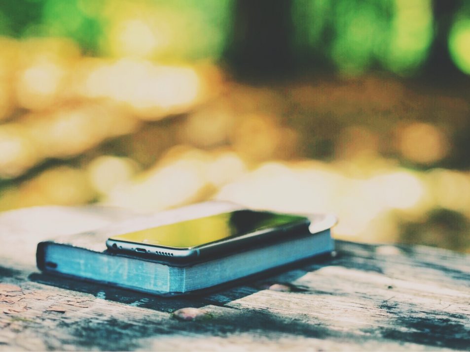 nishmvk's tweet photo. Click to know ten underrated #books that I have read in past year. 
#memories 
Read here: https://t.co/jny6vsCwhd  What was yours? https://t.co/lxzGhmWXPU