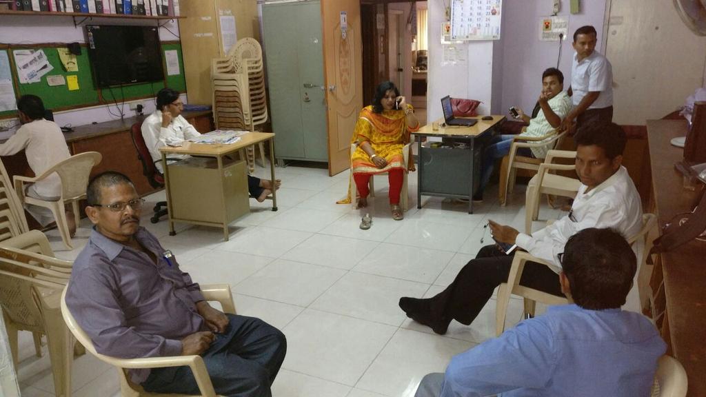 AAPcallCampaign's tweet photo. AAP Navi Mumbai volunteer participating in Call4AAP Punjab and Goa calling Campaign. 
Lets together give a last push very hard ! https://t.co/azqKf2A9Ww