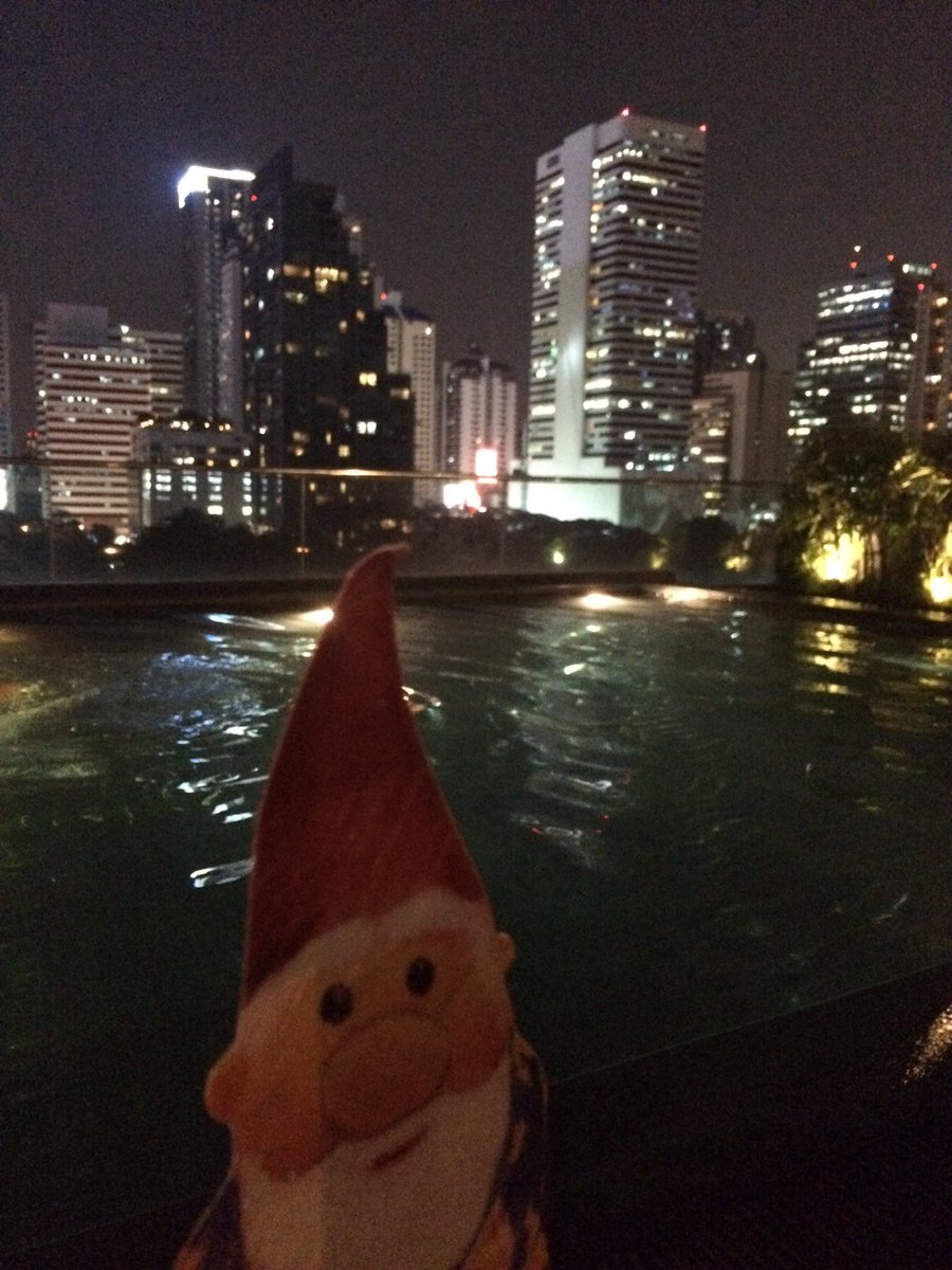PiketheGnome's tweet photo. And now a quick dip to revive these weary feet! #wherewebe https://t.co/NtCyOwD2Uk