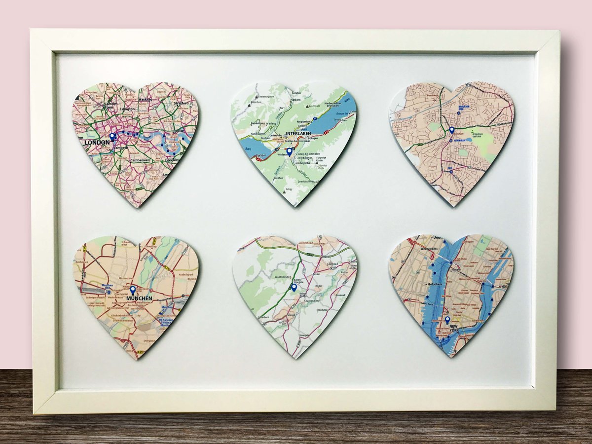 BTPhotographic's tweet photo. Make it personal this Valentine's Day. Pop in-store to view our range of A4 Photobooks, Personalised Gifts, Prints &amp; Wall Decor #Altrincham https://t.co/VoVuIvgE9m