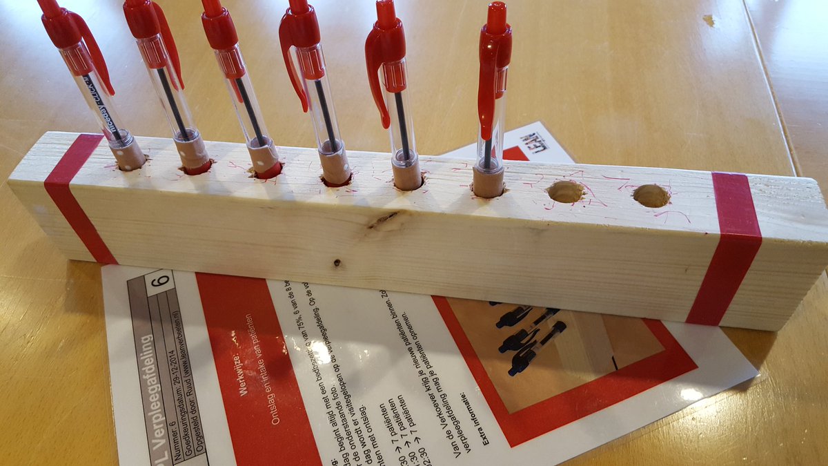 RUUDVR013's tweet photo. Leukste #lean simulatie voor de #zorg! Vandaag 12 medisch specialisten #flow en #pull #leren met beddenhuis. @leanverbeeten https://t.co/Zy0EpKNLpl