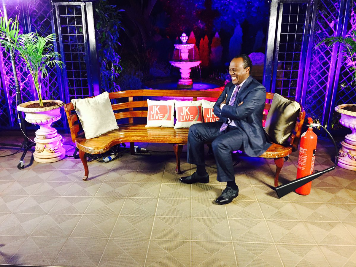 KoinangeJeff's tweet photo. New MONTH!!...New STATION!!...New SHOW!!

Somebody say OH MY!!! 

#JeffKoinangeLIVE https://t.co/xbJgPxdv74