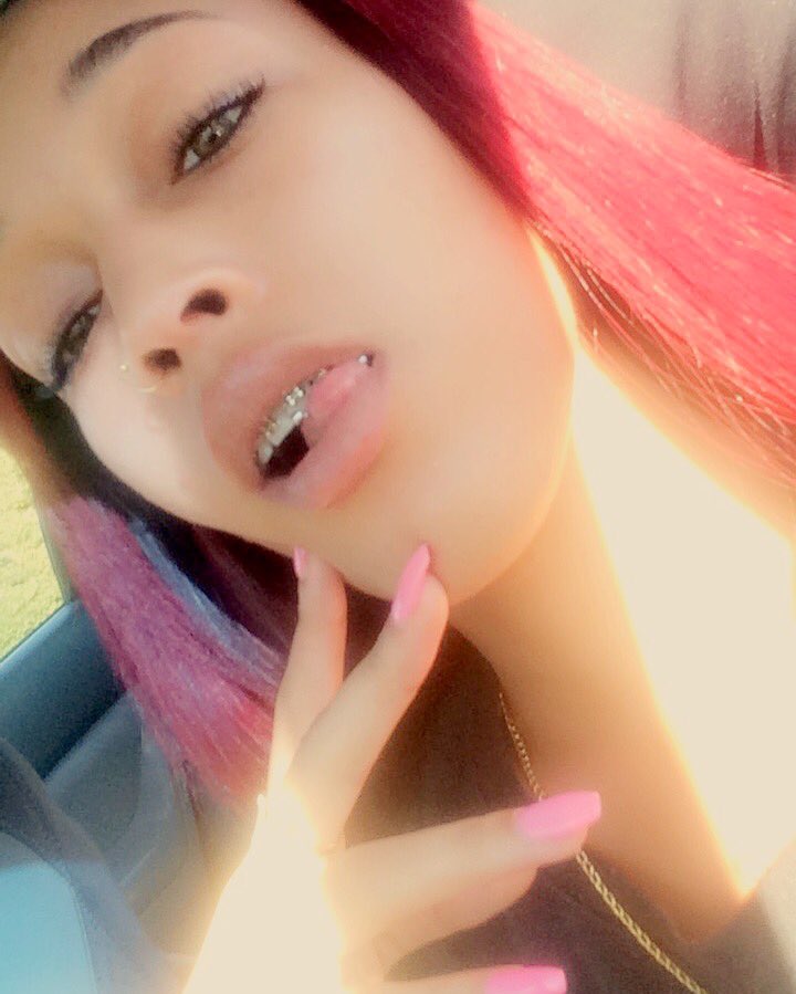 Naladajoint's tweet photo. Love my Lips 👄😍😜 https://t.co/UaQLXoNTVg