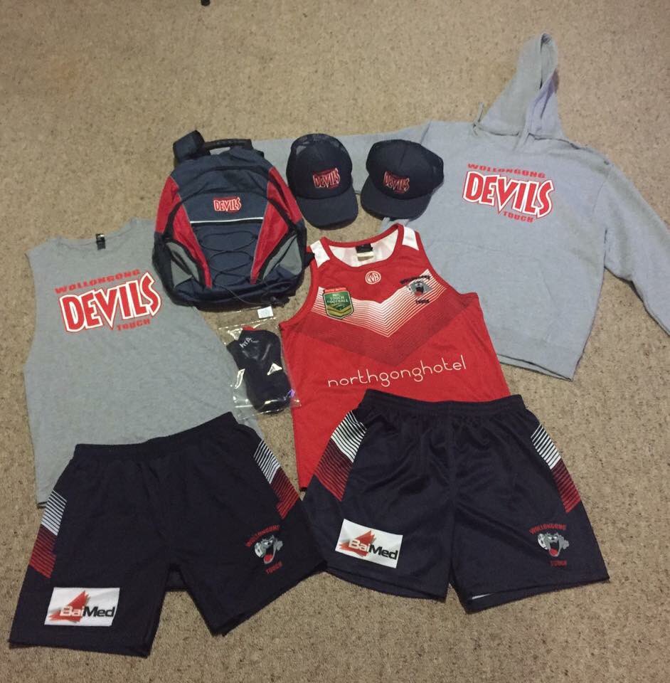 WollongongTouch's tweet photo. How good's our NEW range of on and off field gear
@NorthGong1 @BaiMedPhysio #WBSports @nsw_touch @touchfootyaus @NRL #NRLTouch #GongDevils 😈 https://t.co/4U2z43Md7r