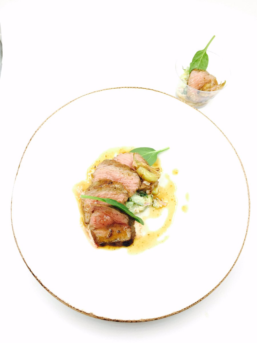LaCendree's tweet photo. Gigot d'agneau à la Cendrée 😋 https://t.co/68qh5eDwEh