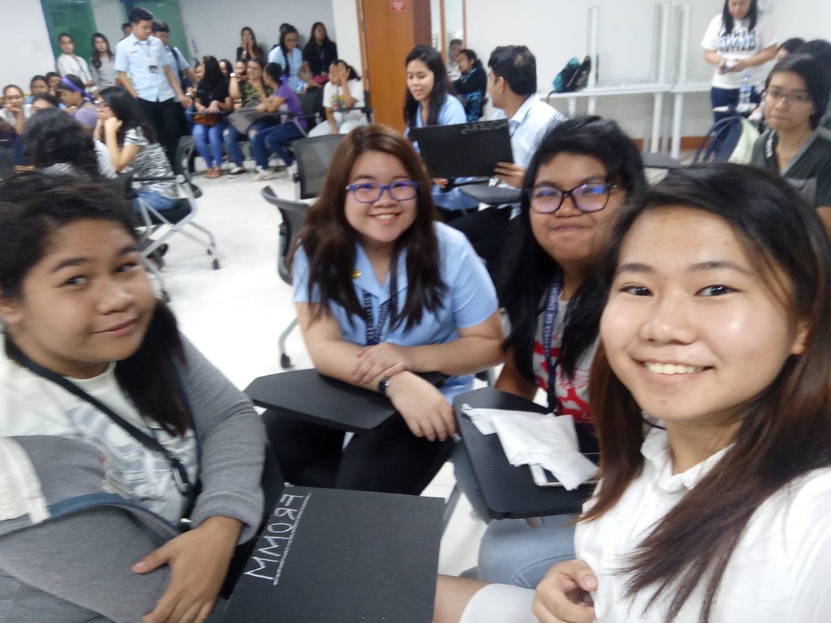 lyenkrenz's tweet photo. #PsychDays2017 Day 1 πππ Don't forget to check our booths at Rodriguez Hall π #TeamFromm https://t.co/saLC9BzgCS
