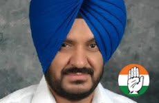 PUNJABAAP's tweet photo. https://t.co/2nglNZ3nuL