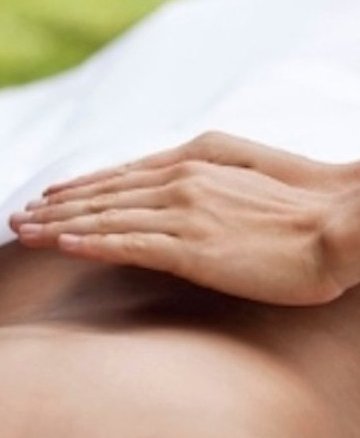 193whitecrossst's tweet photo. We have a number of #therapists offering a range of #massage services @JimmyBodur @BespokeMassage @AcupunctuAccess #London https://t.co/QGBrtJ5DIL