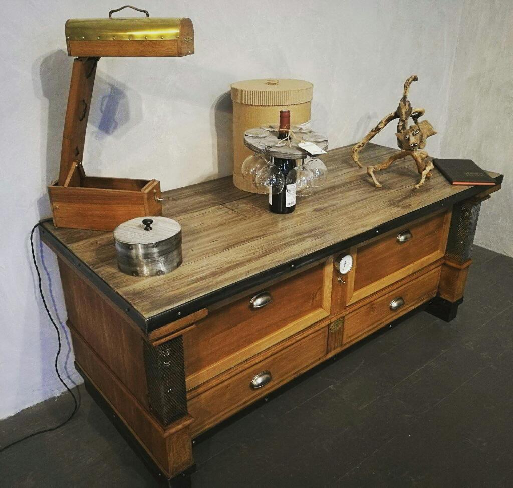 ArriereCour's tweet photo. Nouvelle réalisation,  meuble steampunk lumineux 780 € #meubles #furniture #wood #lights #steampunk https://t.co/LNoBgjgBP3