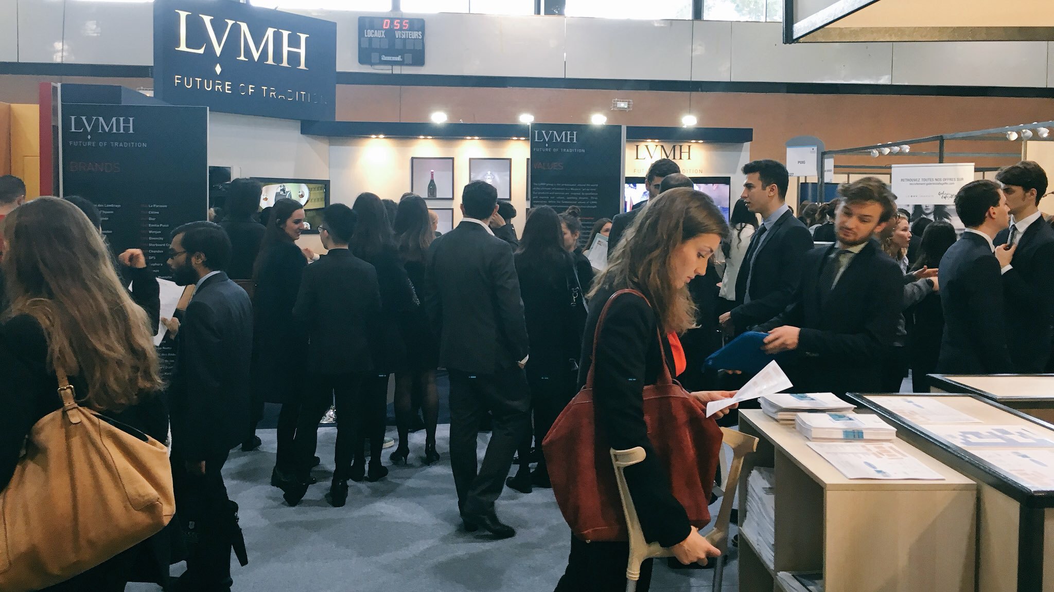 LVMH a X: Interested in a career in Luxury? Come today by our booth at  @essec career fair and meet some ESSEC alumni now working at LVMH.  #LVMHtalents  / X