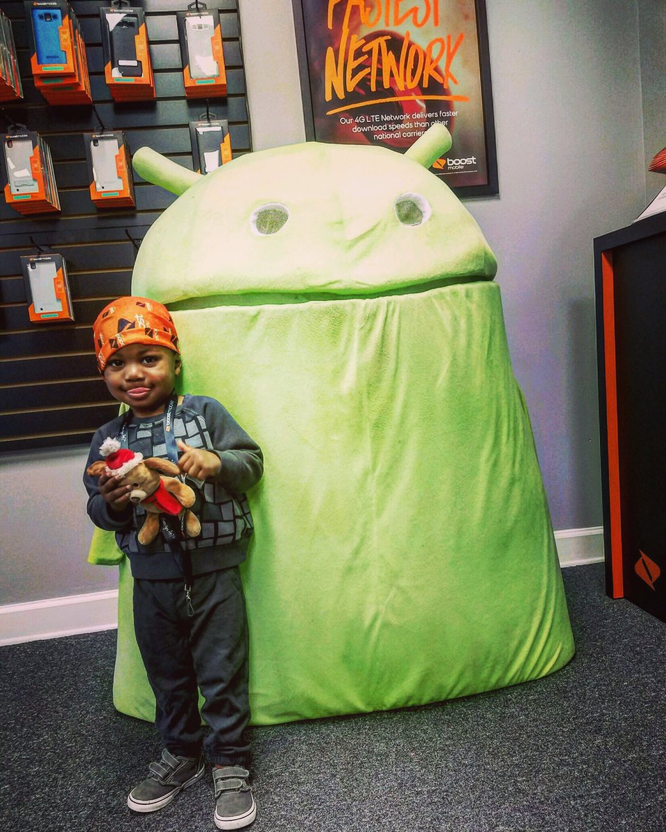AlliedAshley912's tweet photo. TRAIN EM YOUNG!!! #SKIDAWAY #BOOSTMOBILE  #alliedtakeover @tjmckellar_spg https://t.co/qfkhTKSQiU
