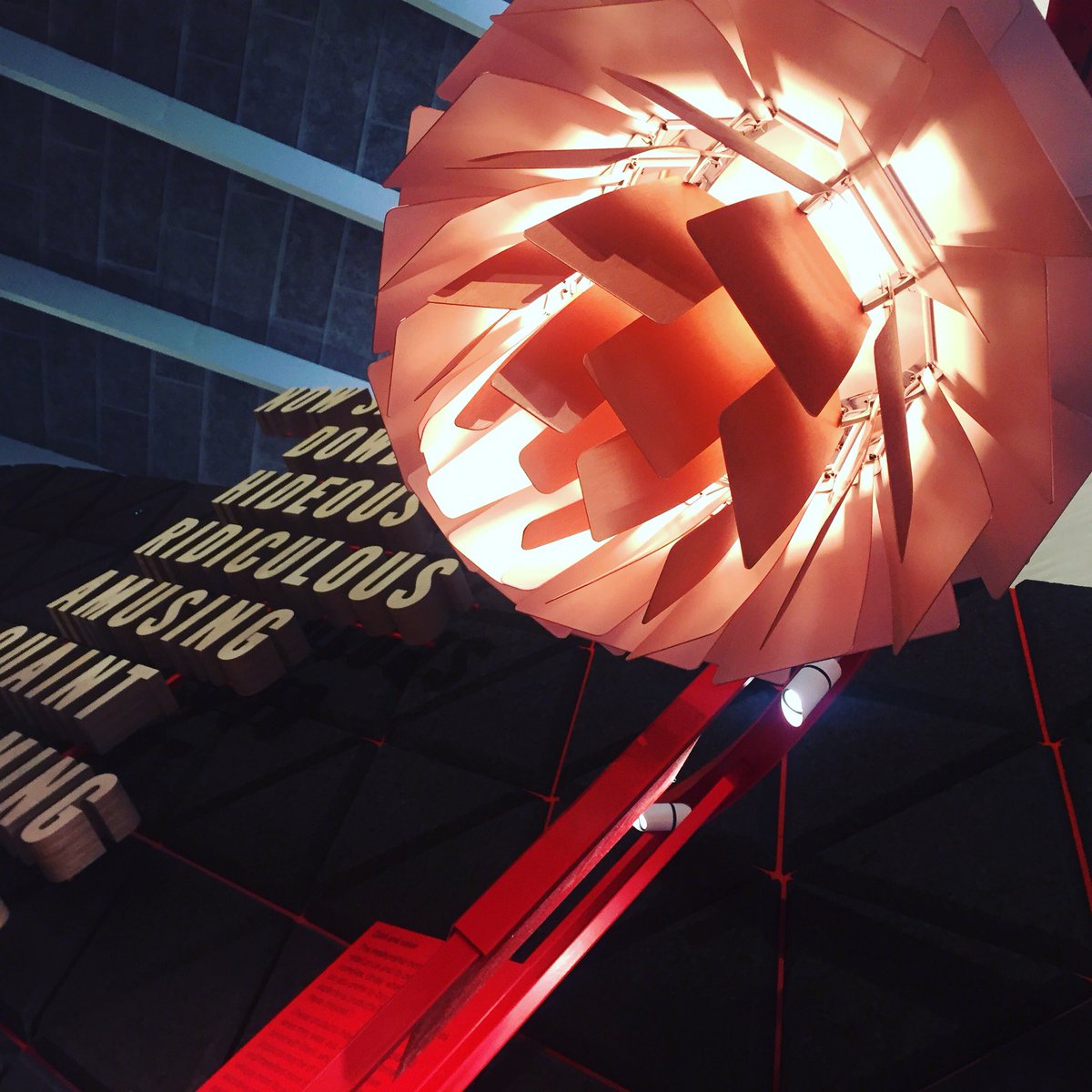 DesignFootnotes's tweet image. At the @DesignMuseum getting my culture fix for the week! #designermakeruser #design #designicon #iconiclighting