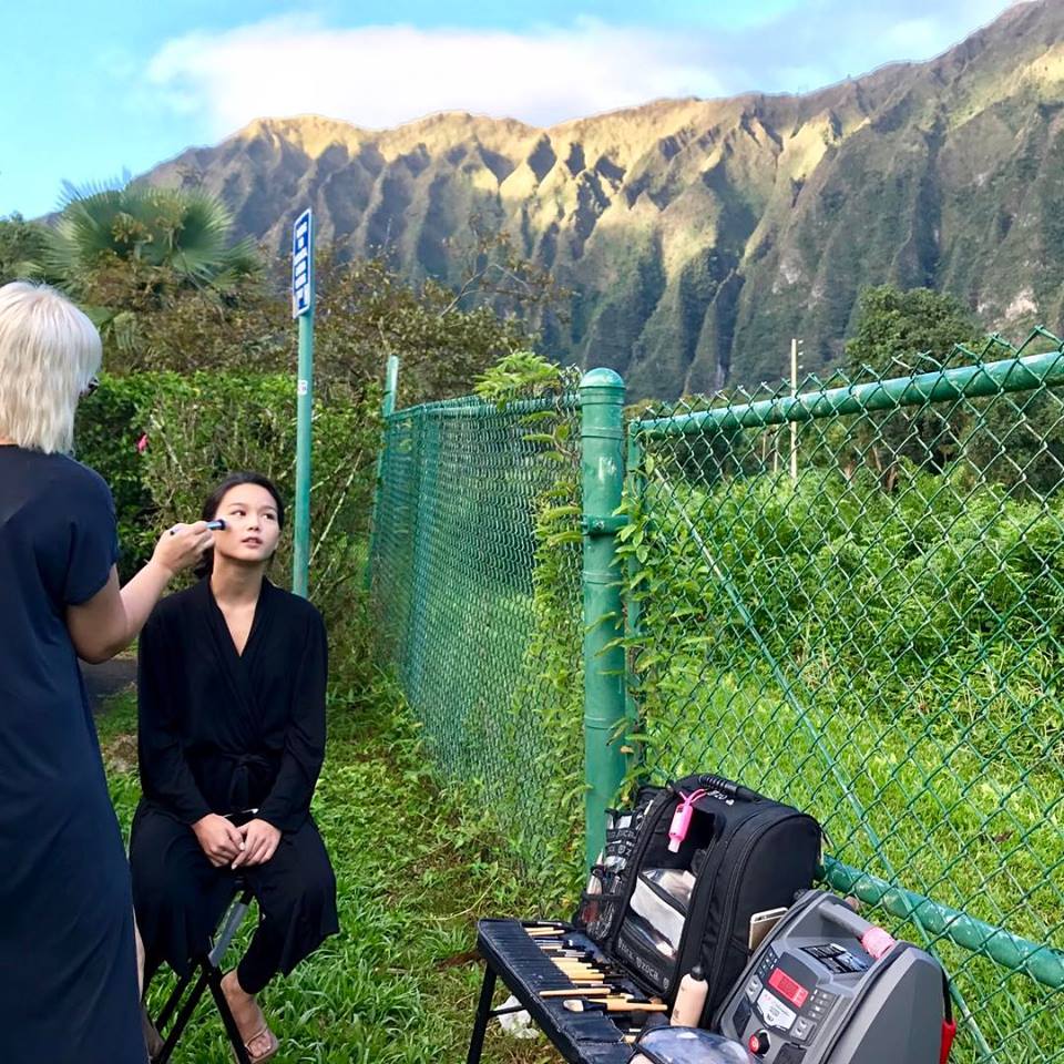 tccharton's tweet image. On location. That's how we roll out the first photo shoot of the year! #localstyle #hairandmakeup #islandbeauty #2017styles #asianfiteyewear