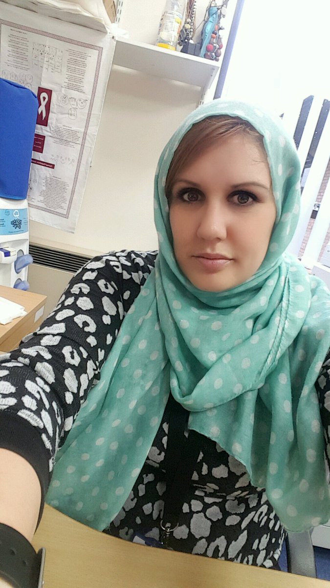 joc_no6's tweet photo. @WorldHijabDay support for my colleague @fabkay12 #righttocover #HijabDay #hijab #workingtogether #wales https://t.co/R1SrB6LiDO