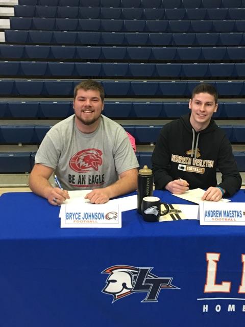 brycejohnson52's tweet photo. Officially a Chadron Eagle!!! #vlessed #ROLLEAGS https://t.co/pMvr0YorJn