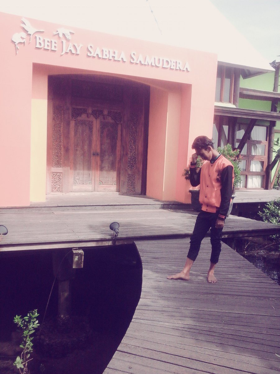 Arief_mNa's tweet photo. 1922 https://t.co/BcdpwU447J