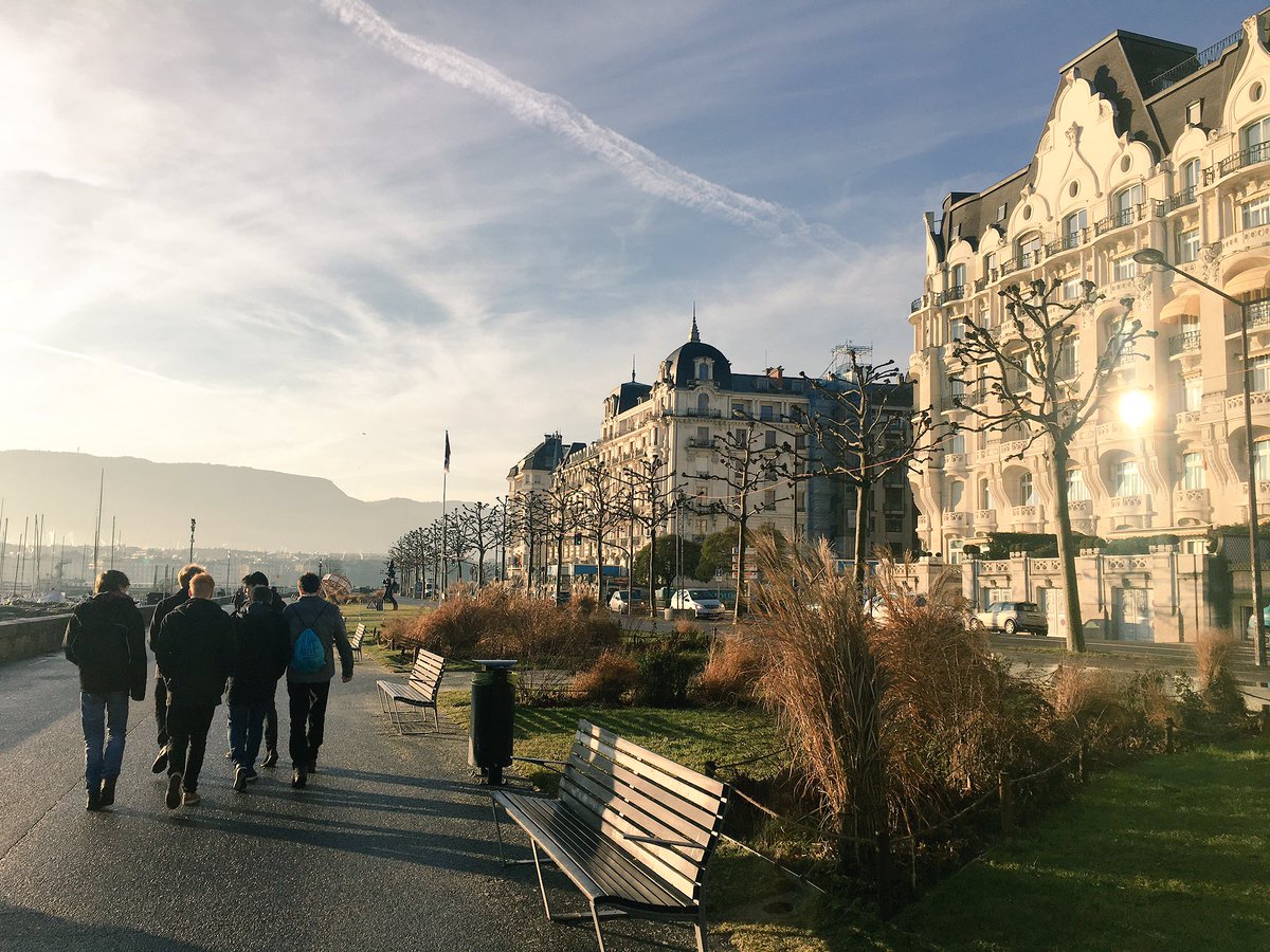 wyhighphysics's tweet photo. Great morning so far at CERN visiting the exhibitions. Now time for our tour!! #CERN2017 @WyHighAcademy https://t.co/9qupxTbfwg