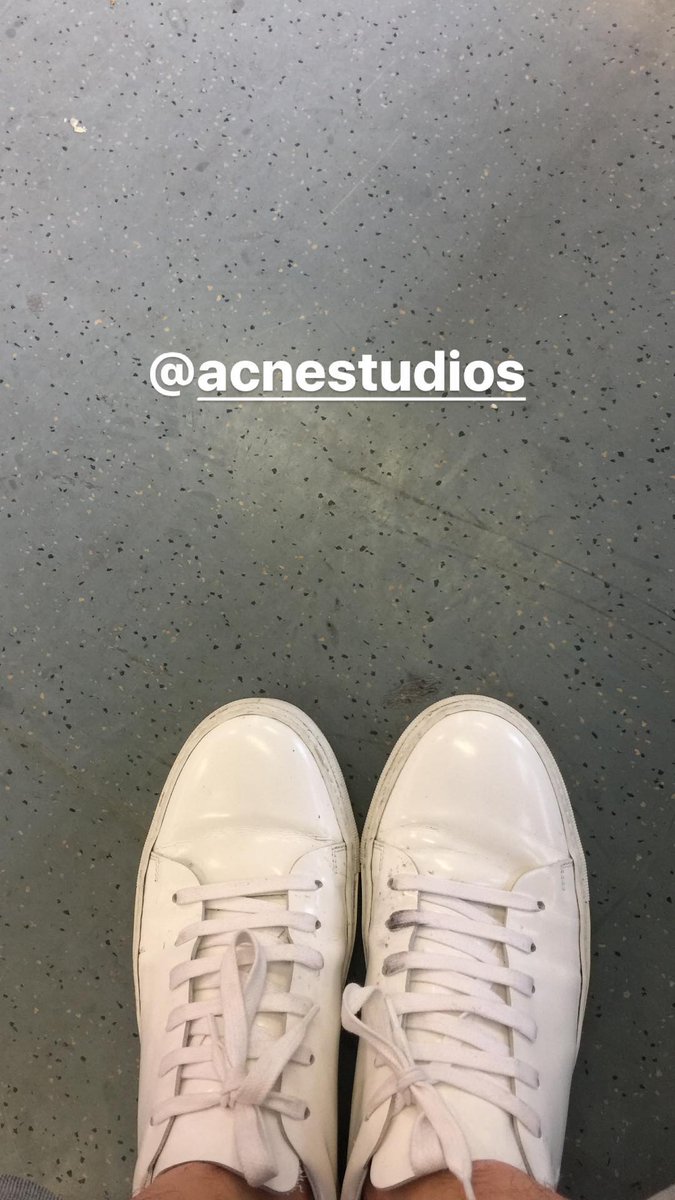 C3lONLNXUAkki4v.jpg (675×1200)