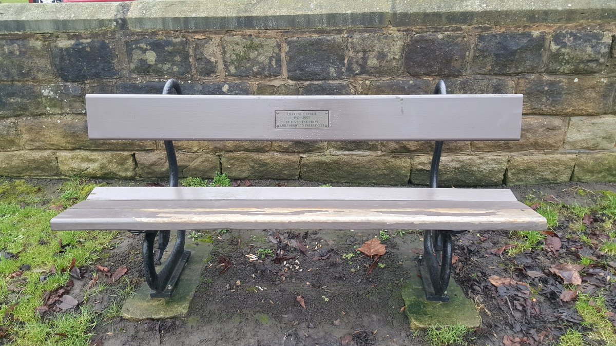 ViewsBench's tweet photo. Bench 1 (again)
Harrogate Stray
Stray Road
1/2/2017
With thanks to Charles L Leslie for fighting for our Stray https://t.co/pArJIi4Yx2