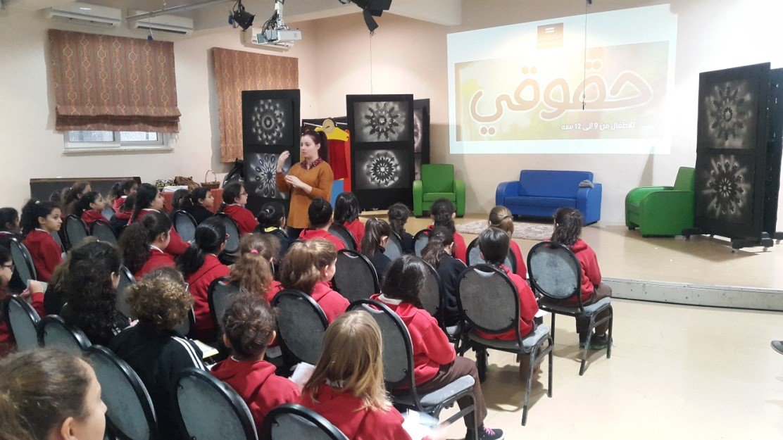 ASGSchool's tweet image. استضافت طالبات الصف الرابع حنين البيطار من مركز العدل للتحدث مع الطالبات عن حقوق الطفل.
#حقوق_الطفل #ChildrenRights #العدل #أطفالنا