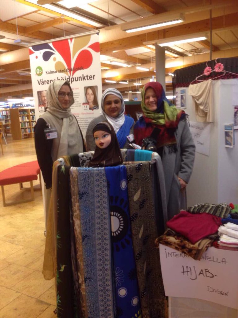 SsKalmar's tweet photo. Kolla på tidningen imorgon, #worldhijabday #JagÄrHijabi #kalmarposten https://t.co/RpAaZKAbyO