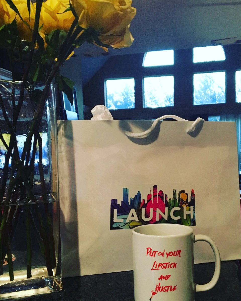 ShavonnahSNRC's tweet photo. First 2 tasks of the day: put on lipstick & hustle😉 S/O to #launchhtx for my fab coffee cup! Go check them out in the @GHPartnership https://t.co/tDFkuszm5y