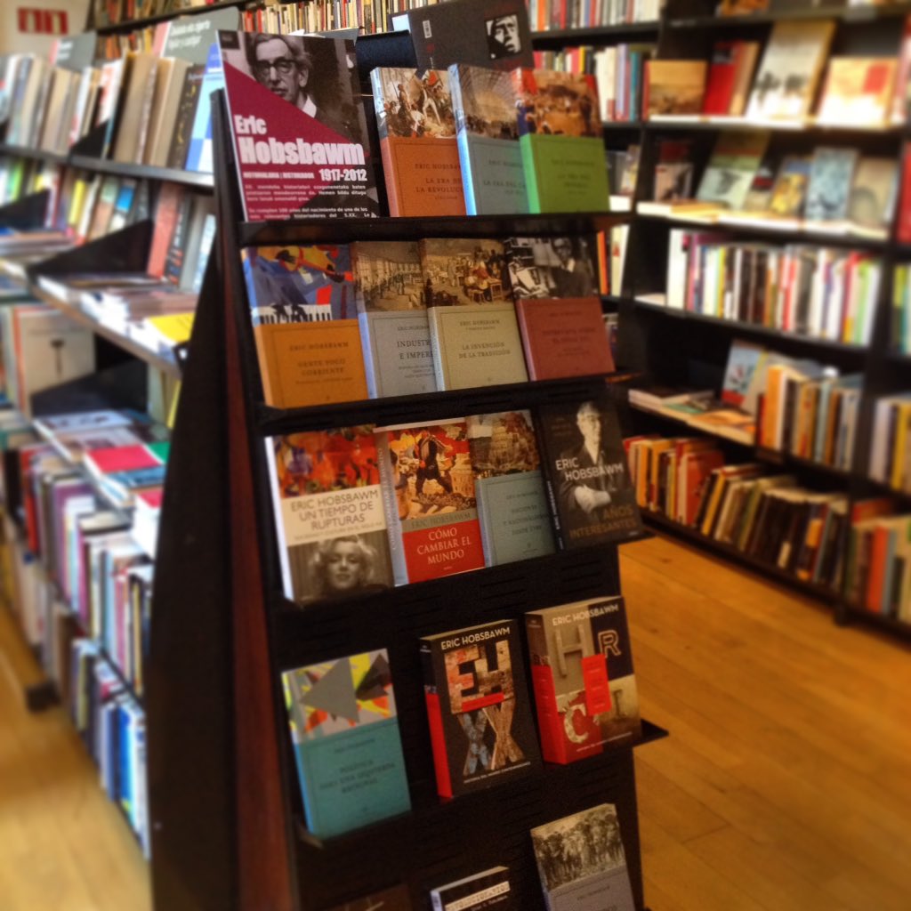 katakrak54's tweet image. [aniversario mendeurrena]

Selección #Hobsbawm aukeraketa. 
By @german_esparza @Aukido