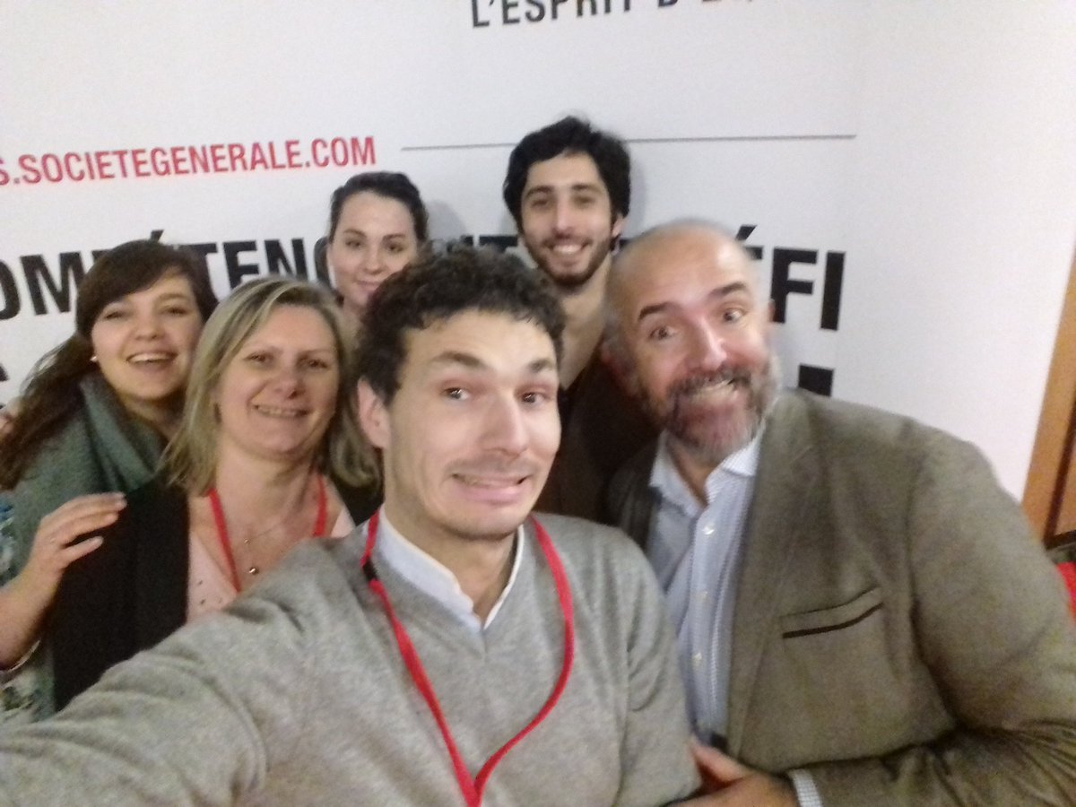 NeffYannick's tweet photo. Open Source Day @EPITA Le #selfie dream team de l organisation ! #SG_OpenSource https://t.co/8GvueqsjJQ