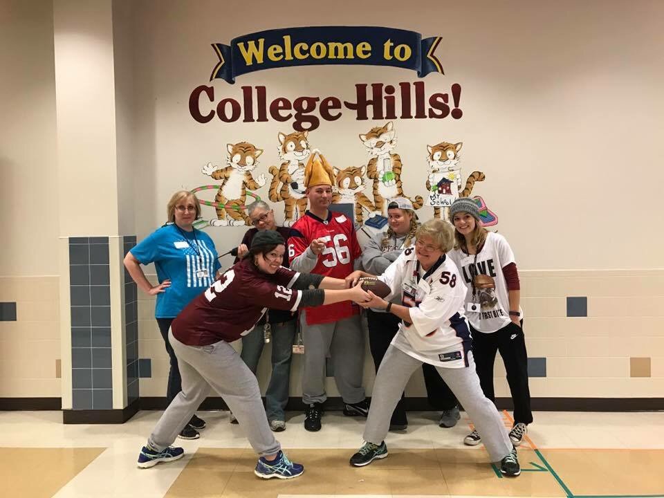 WhitesTechWorld's tweet photo. I love my CAMP team @CollegeHillsTC #CSISDlove https://t.co/7IYdxwdrmE