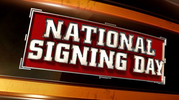 BeaconOrtho's tweet image. We are excited to host 60 athletes, their coaches, friends &amp;amp; family for @gmcsports #signingday '17 @BeaconElite today at 1pm!