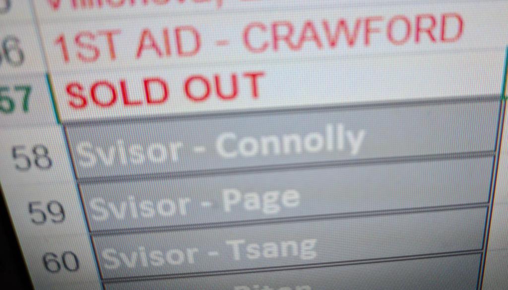 connolly_ch's tweet photo. According to spreadsheet, #Apex17 is *SOLD OUT*.  *GEOGRAPHY12* students who submitted forms are "in". Waitlist started. #noroomonbus #full https://t.co/c7to0TVvOJ