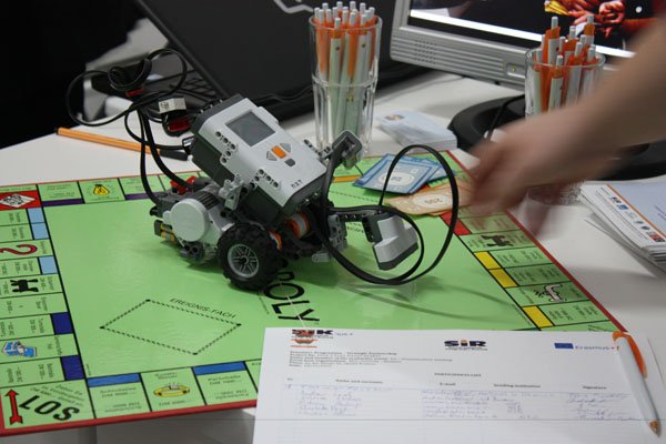SIR20015's tweet photo. Dissemination meeting in Bremen
https://t.co/iap7Dr5T07
#roboeducation #robot #Entrepreneurship https://t.co/9VM5WRATR1