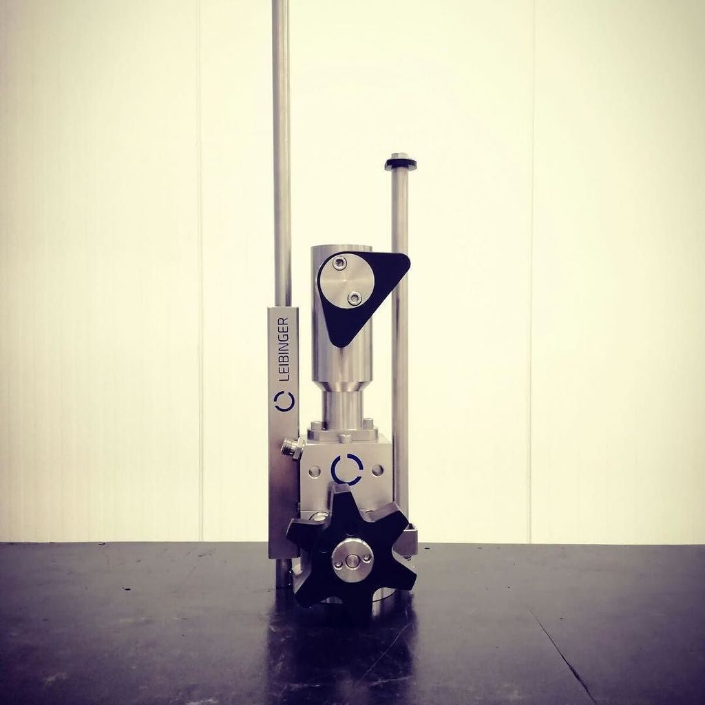 leibinger_gmbh's tweet image. #leibinger #multima #fillingvalve #bottling #beerbottling #craftbeer #leibinger_fillingmachines 🍻 Pure function and…