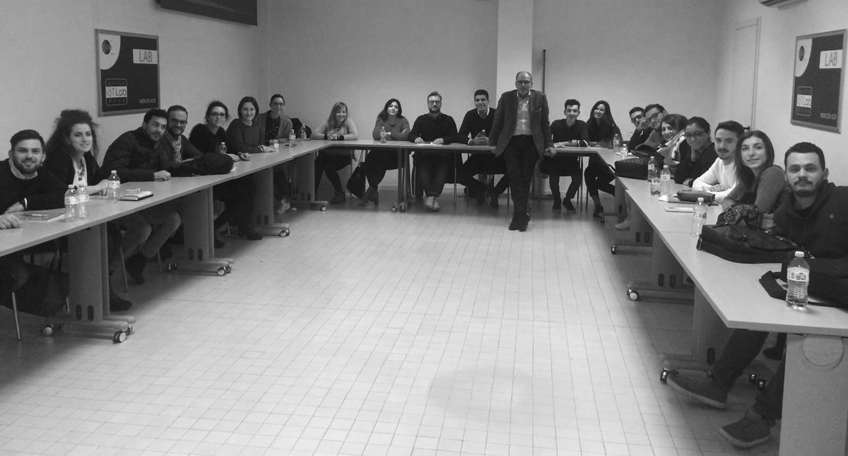 GS1italy's tweet photo. Oggi in aula con @cupmar #masteretail #labGS1 @unipr https://t.co/rhLEBLkDy7 @Tendenzeonline https://t.co/Xlk0CQDq7E