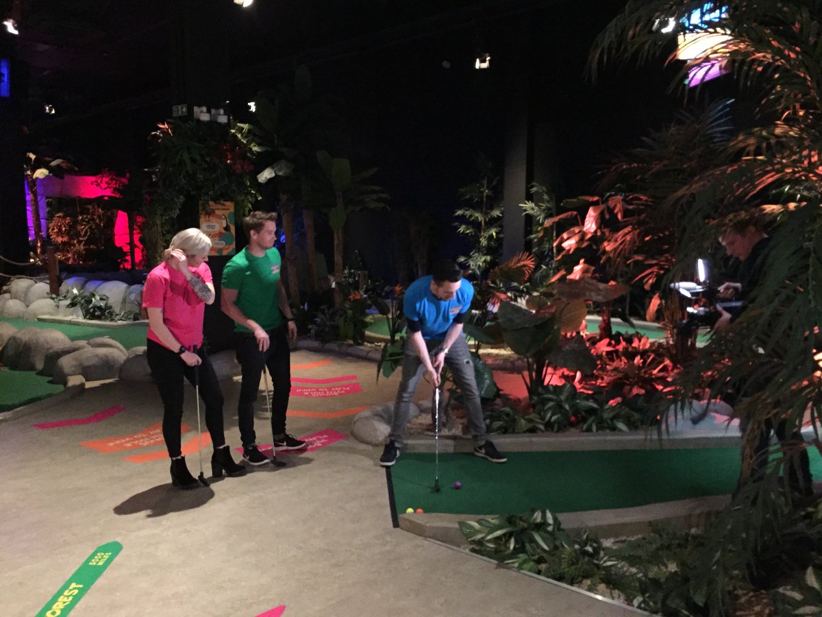 TreetopGolf's tweet image. These crazy critters all managed a hole in one on our 19th bouns hole! #whatarethechances #VIPvisitors #19thholehero