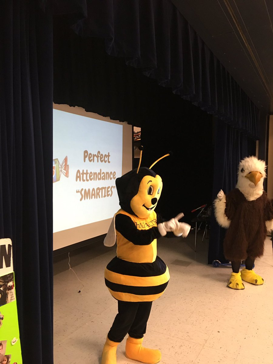 egelibrary's tweet photo. @egelibrary @HumbleISD_EGE @HumbleISD #soareagles #MuttonBustin #SoarAssembly #HumbleRodeo!#PerfectAttendance https://t.co/yhDtxOWR7R