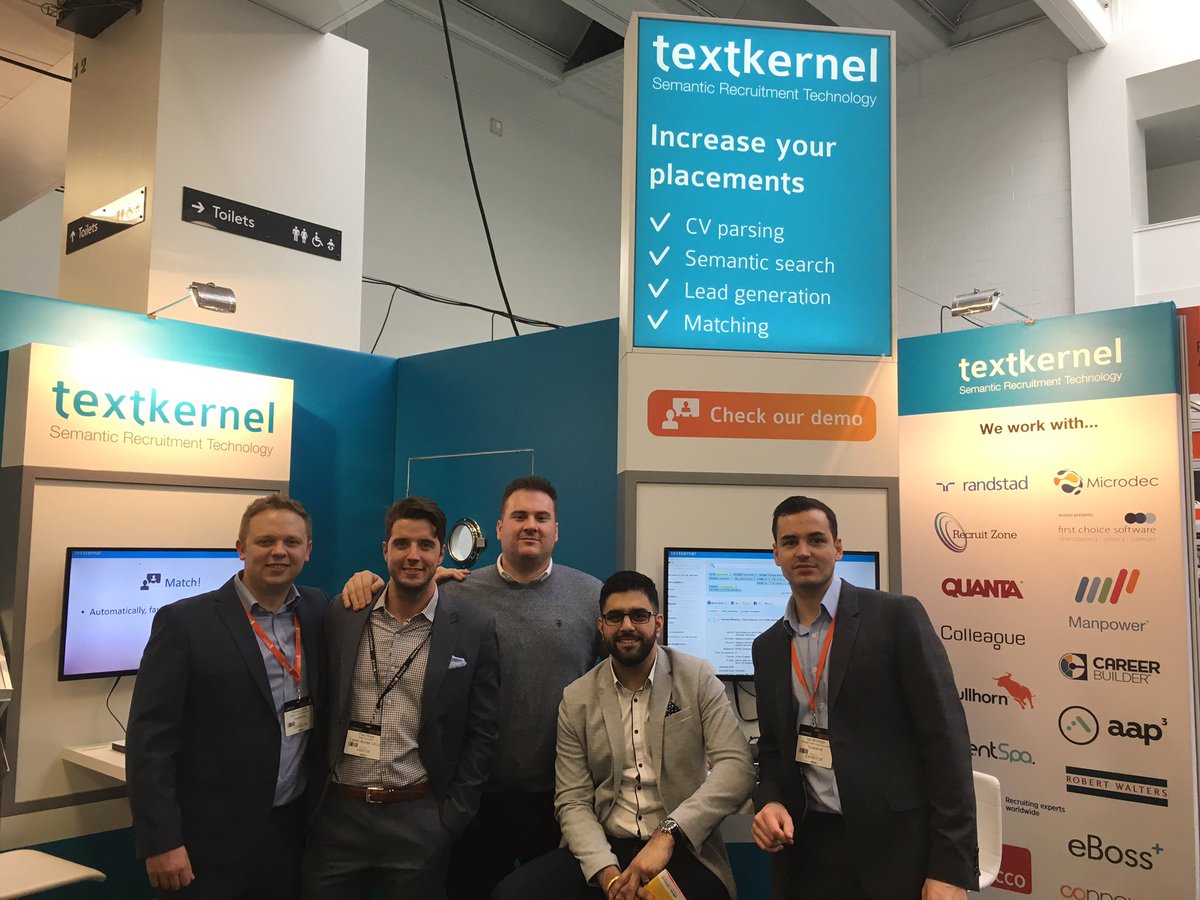 daniel__locke's tweet image. Team CB @ The Recruitment Agency Expo 2017 #allthebrands #CBrocks #TextKernel #Staffnurse #CareerBuilder