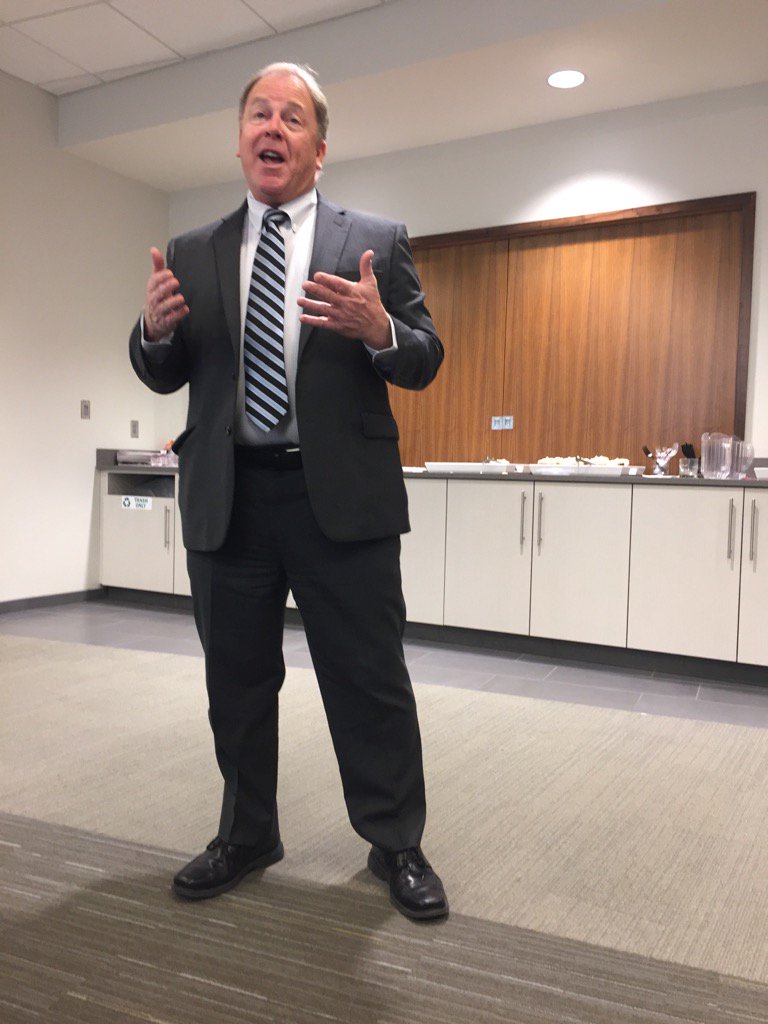 kwitte01's tweet image. Ray Ringlein from Sen. Sasse's office said calls welcome. Engagement is high, interns ready for calls#chambercoffee