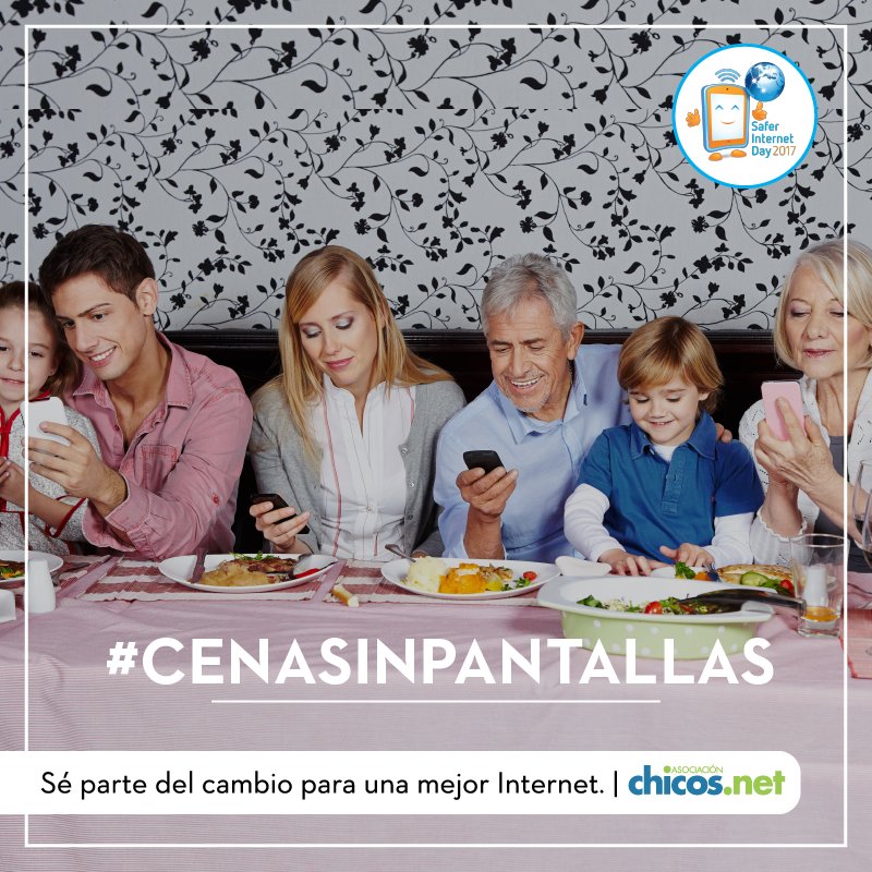 chicos_net's tweet photo. Hoy se #CenaSinPantallas. Sé vos parte del cambio para una mejor Internet 7/2 #DíaDeLaInternetSegura https://t.co/hkBMfF32JM