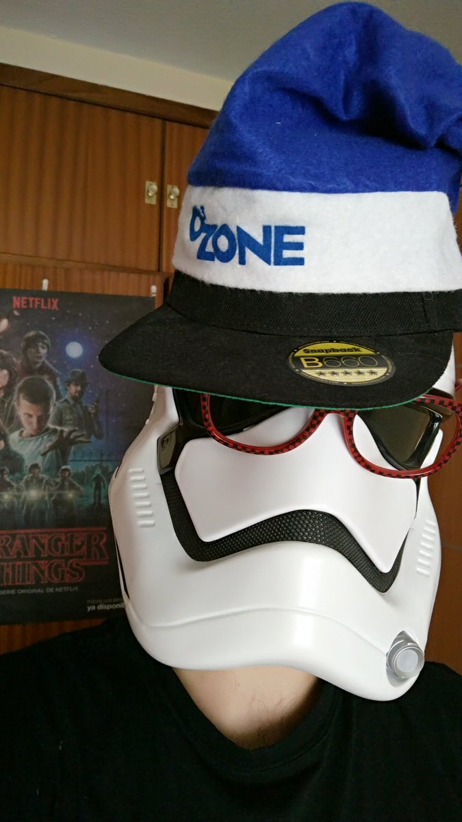 jbraz95's tweet photo. I'll could bring my Christmas-hipster-gangsta-stormtrooper outfit to take me higher @netskymusic @FlyingBrussels #FlyToNetsky #FromMadrid https://t.co/t28lp9nkgp